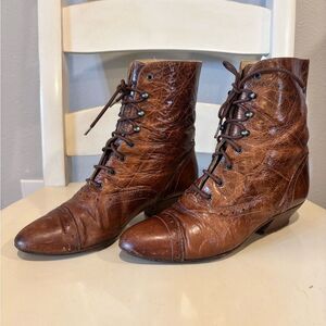 Vintage Joan & David Handmade Italian Leather Lace Up Boots 6.5 37
